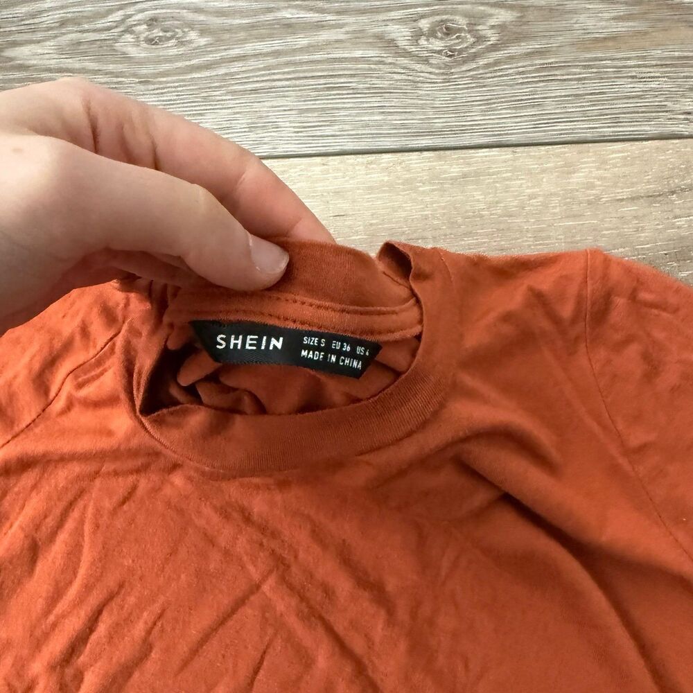 Shein Ribbed Tee - Picture 2 of 2